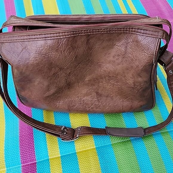 Samsonite Brown Carry On Luggage Travel Distressed Leather Sturdy Zip Adjustable - Picture 2 of 13